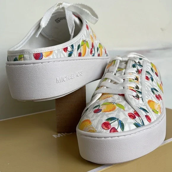 Michael Kors POPPY SLIDE SNEAKERS 
FRUIT PAINT MK SIG SM
49T4POFP1Q Platforms - Picture 9 of 16